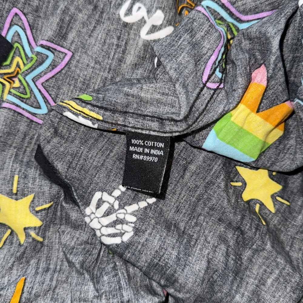 Black and Rainbow Button-Up Medium - Picture 8 of 8